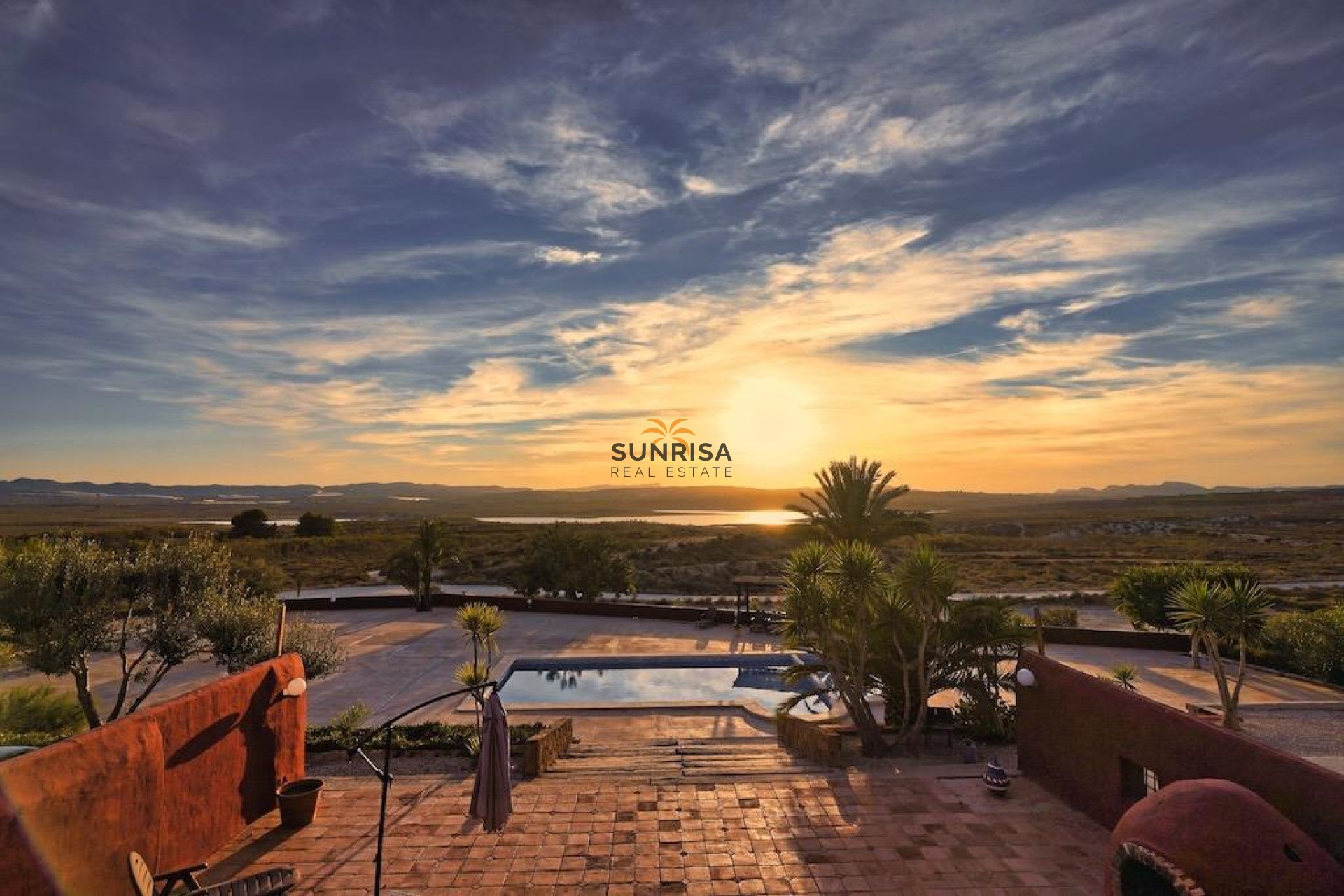 Herverkoop - Finca - Torremendo