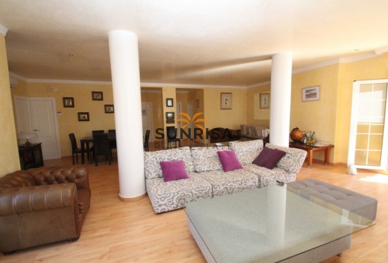 Villa · Herverkoop - Orihuela Costa · Cabo Roig · Alicante · Spanje