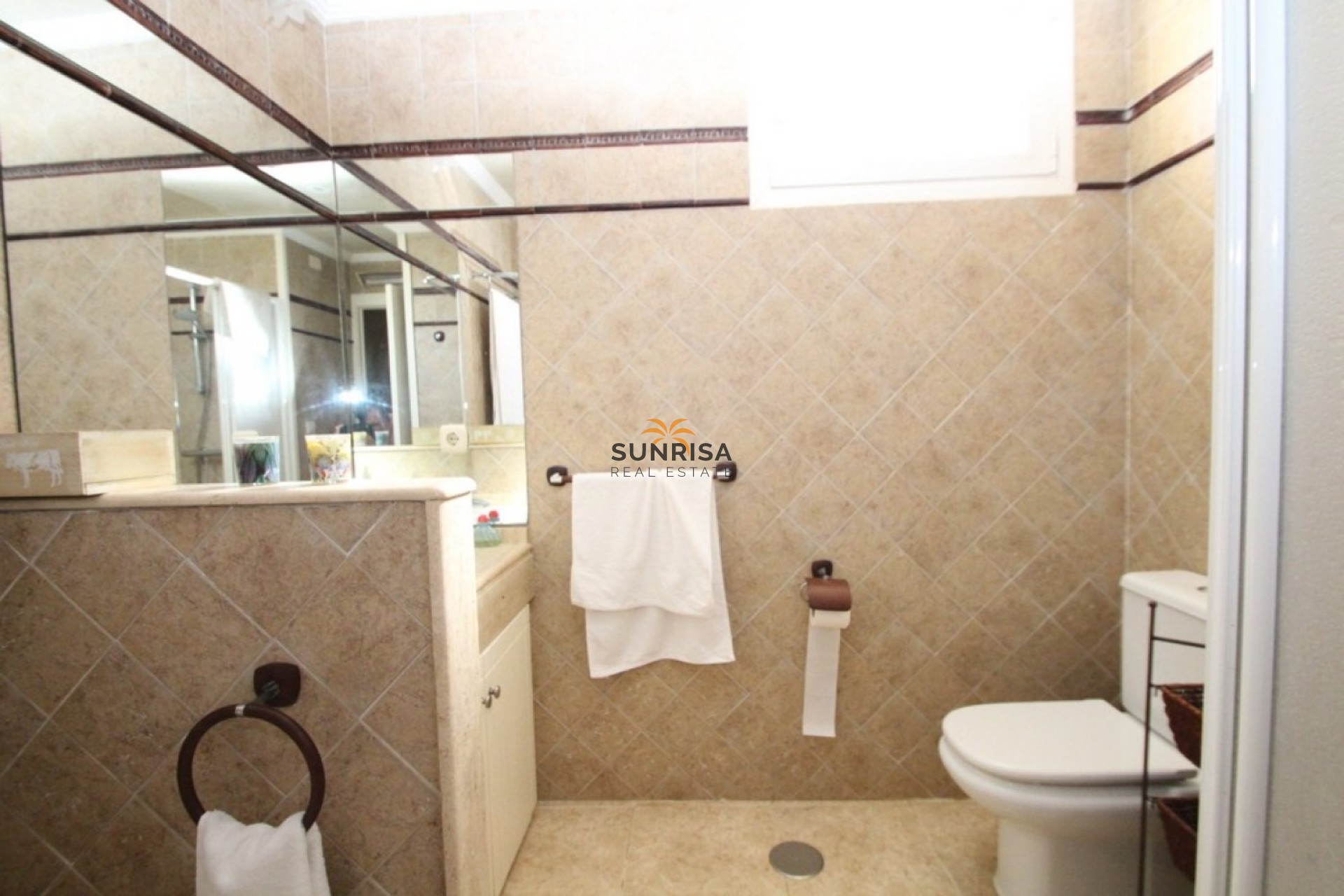 Resale - Villa - Orihuela Costa