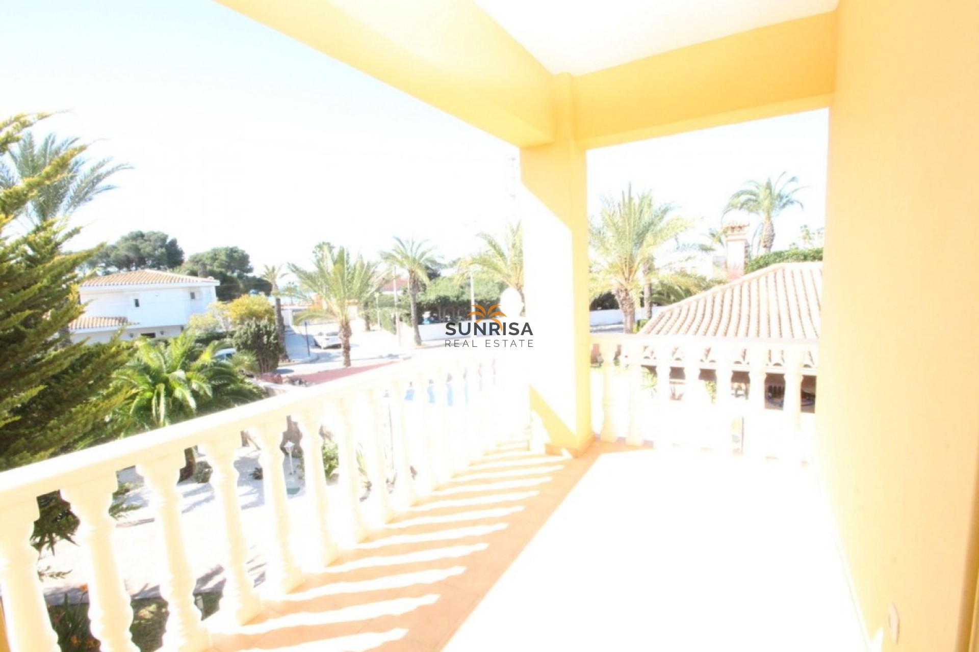 Resale - Villa - Orihuela Costa