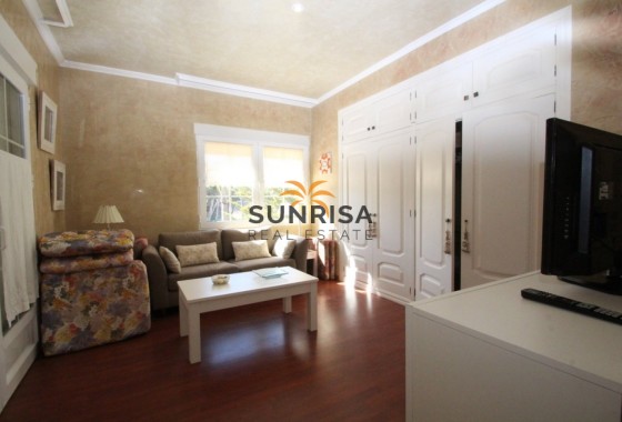 Villa · Herverkoop - Orihuela Costa · Cabo Roig · Alicante · Spanje