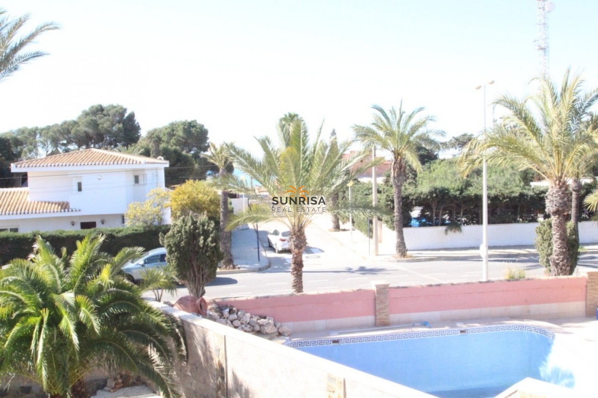 Resale - Villa - Orihuela Costa