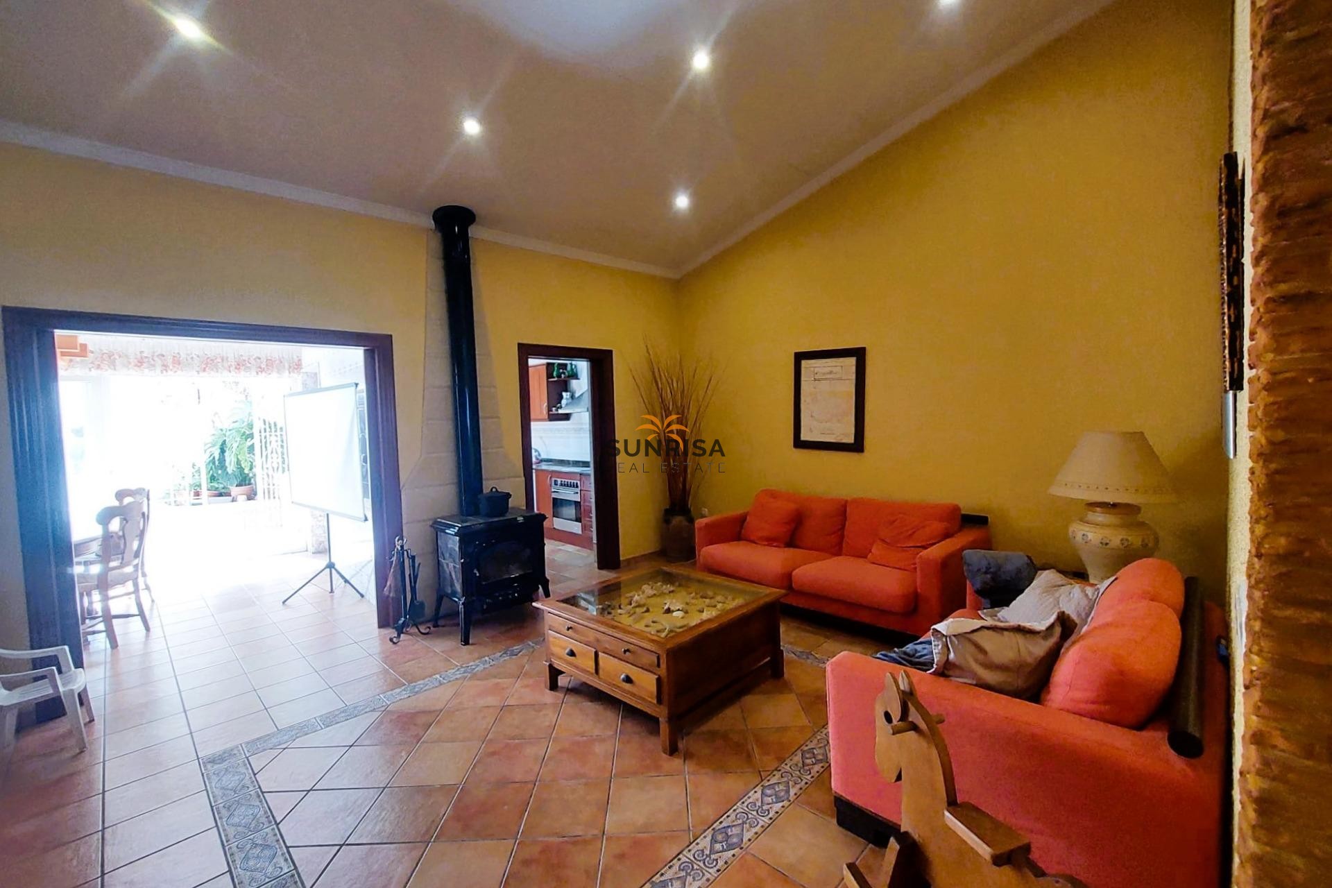 Resale - House - Torrevieja