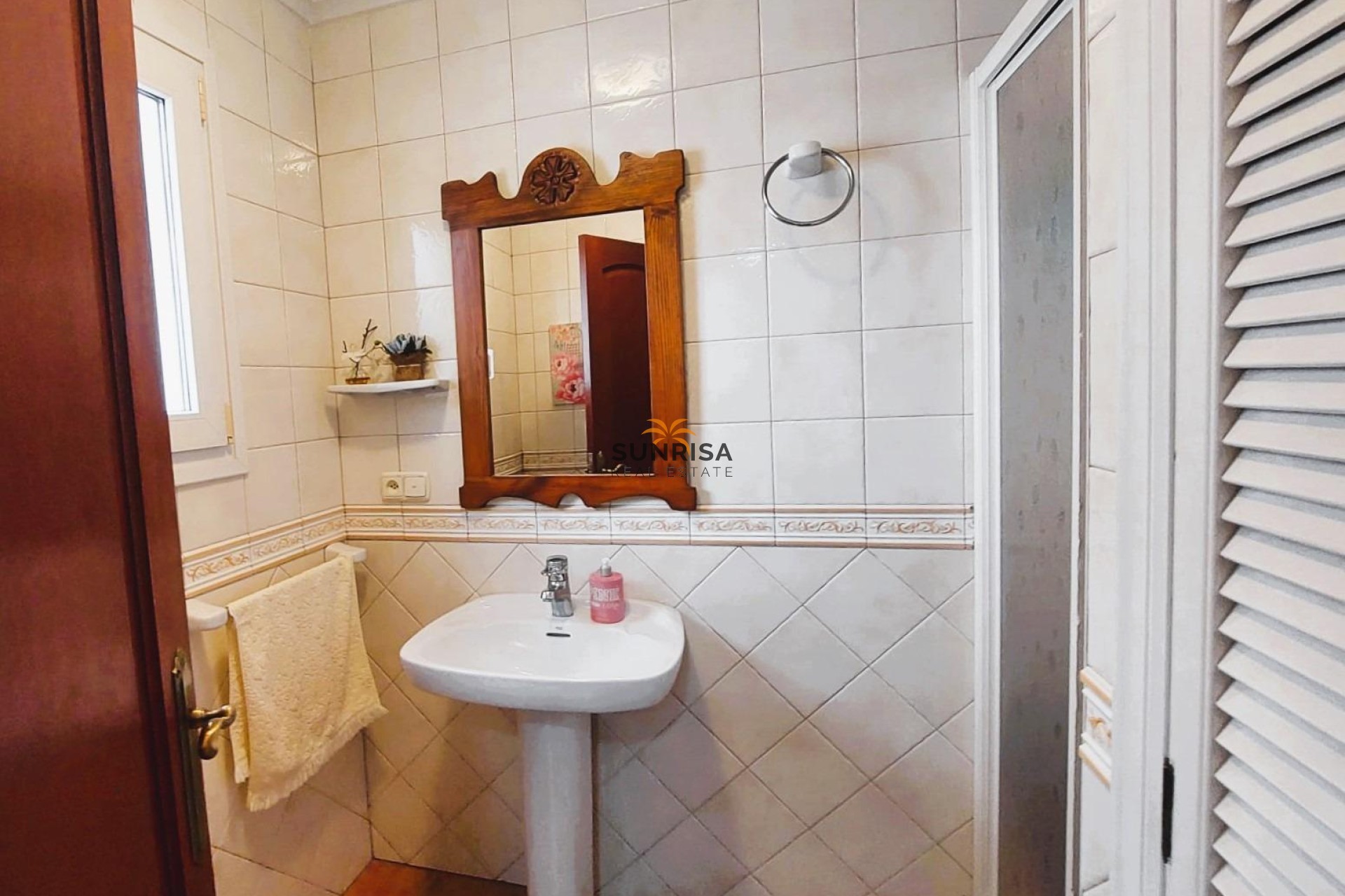Resale - House - Torrevieja
