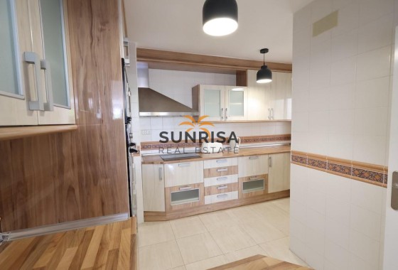 Apartamento · Reventa - Torrevieja · Alicante · España
