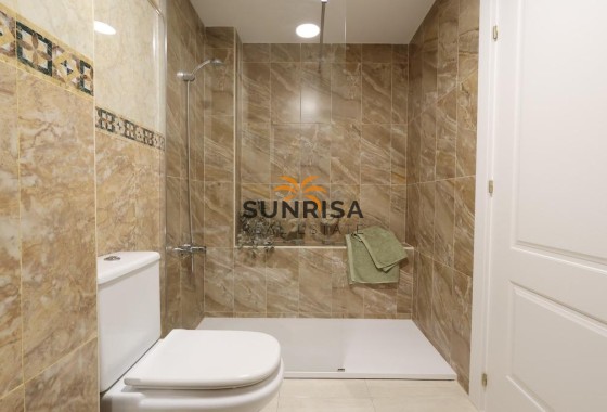 Apartamento · Reventa - Torrevieja · Alicante · España