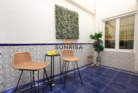 Apartamento · Reventa - Torrevieja · Alicante · España