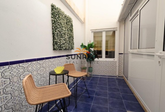 Apartamento · Reventa - Torrevieja · Alicante · España