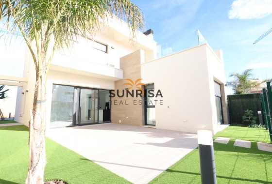 Villa · Reventa - Torre Pacheco · Santa Rosalia Lake And Life Resort · Murcia · España