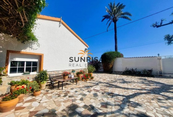 Finca · Herverkoop - La Marina · Alicante · Spanje