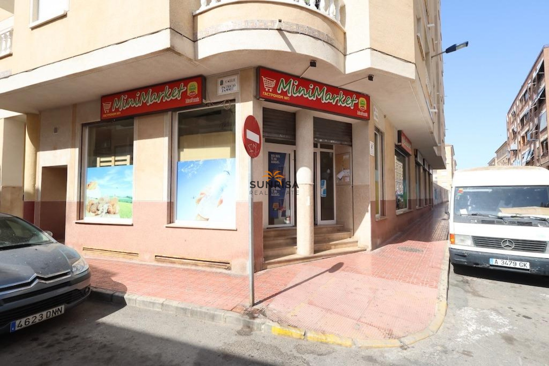 Reventa - Local comercial - Torrevieja