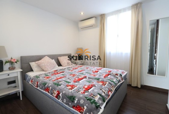 House · Resale - Orihuela Costa · Cabo Roig · Alicante · Spain
