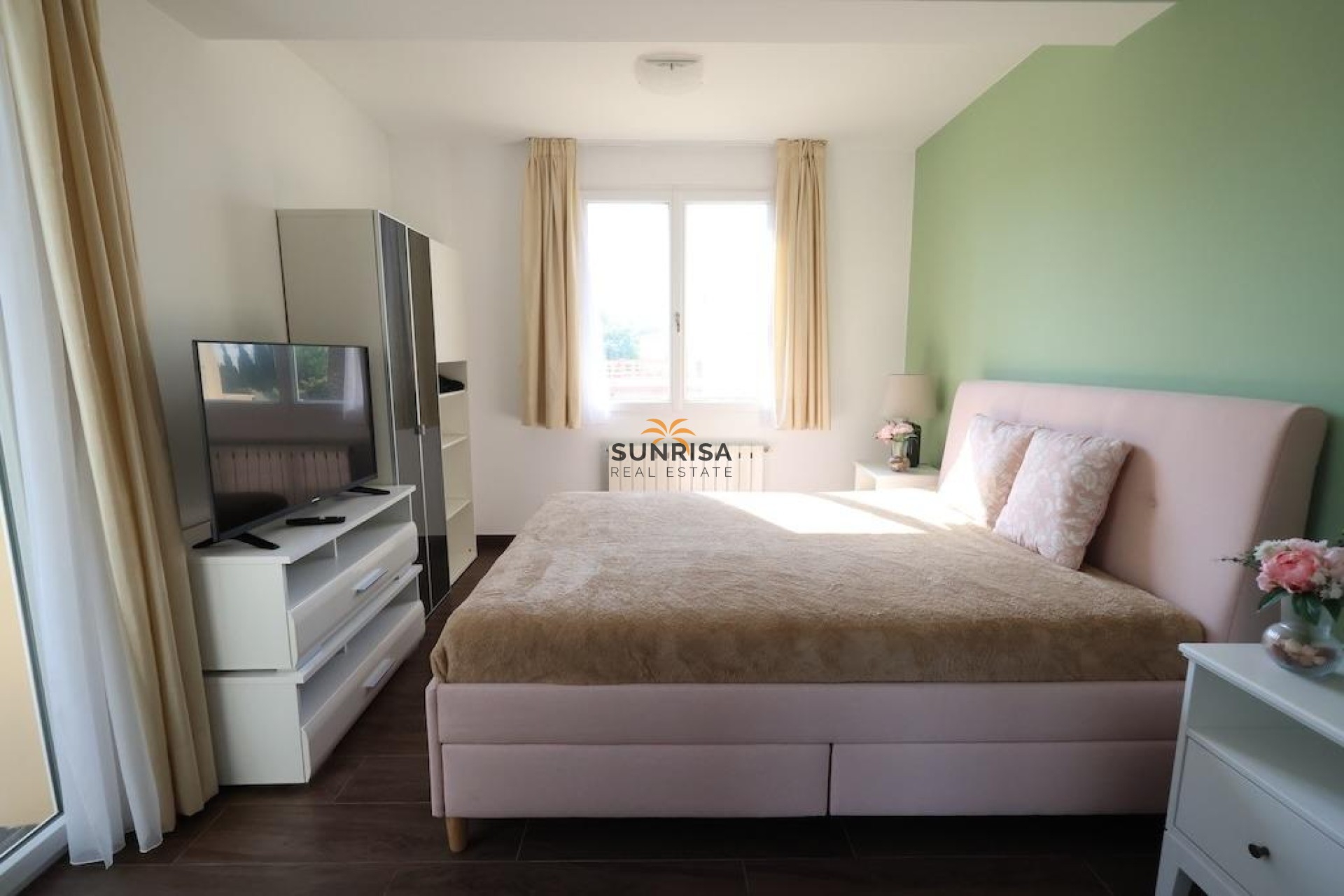 Resale - House - Orihuela Costa