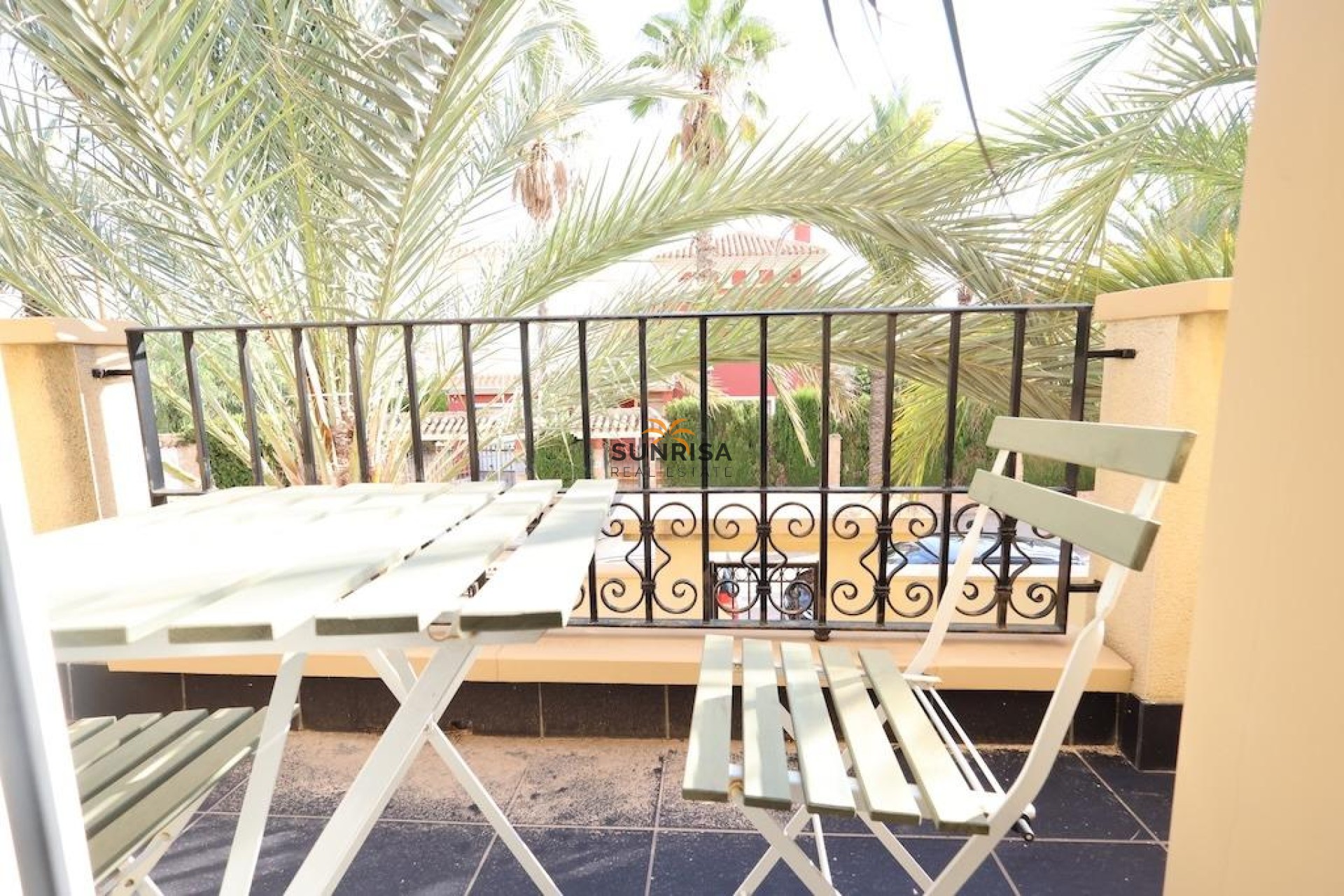 Resale - House - Orihuela Costa