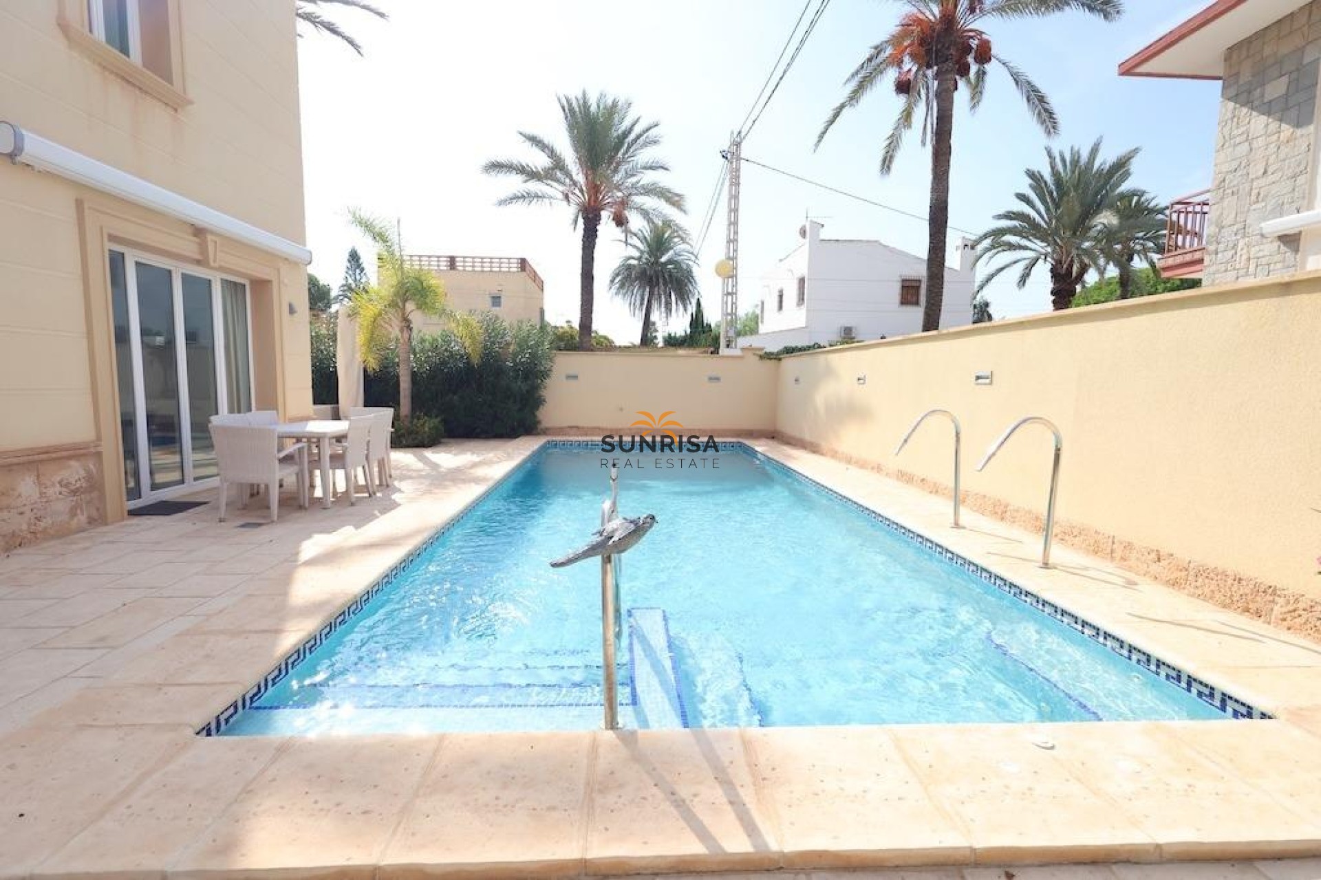 Resale - House - Orihuela Costa