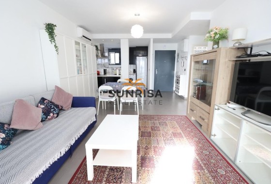 Bungalow · Herverkoop - Orihuela Costa · La Zenia · Alicante · Spanje