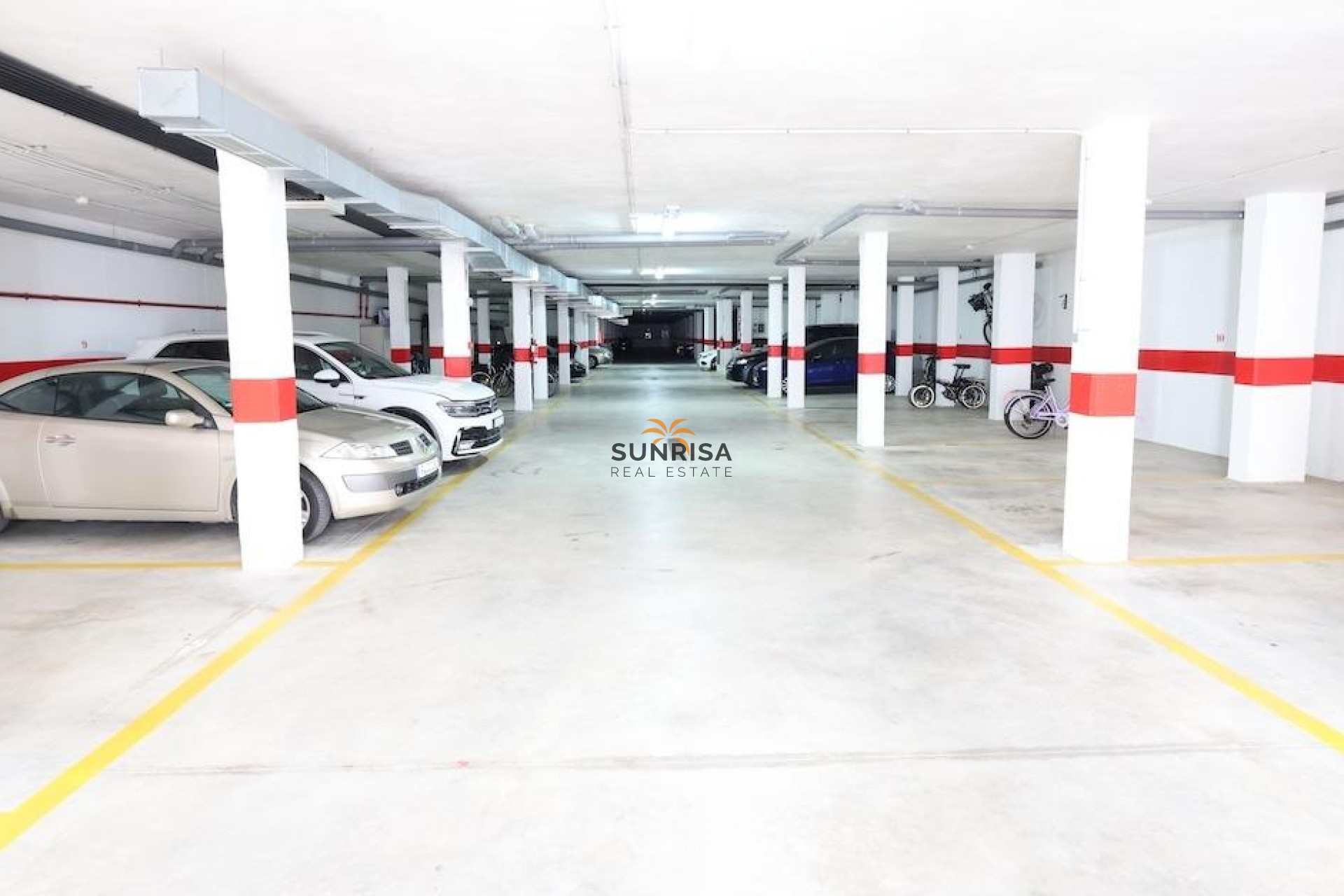 Resale - Bungalow - Orihuela Costa