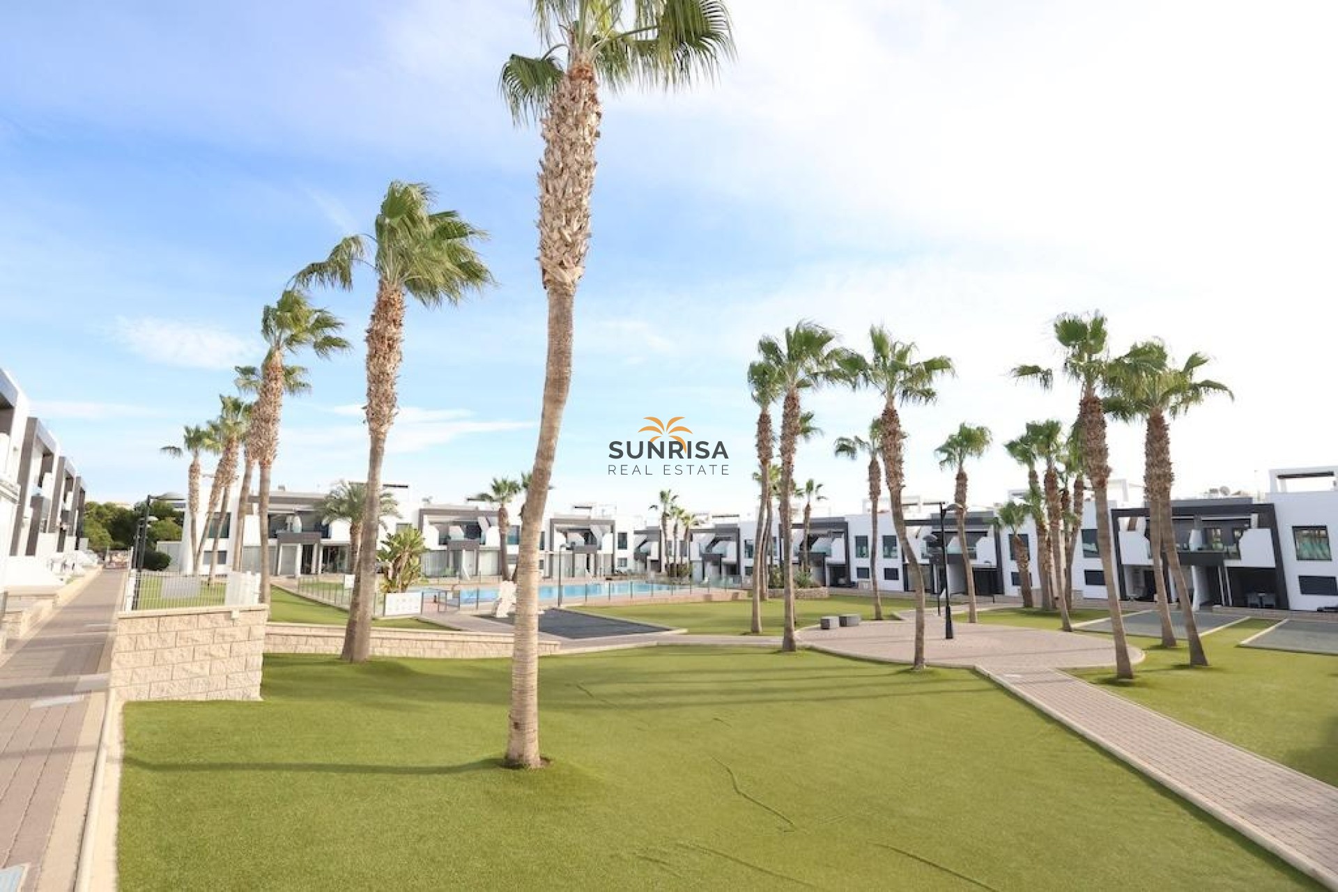 Resale - Bungalow - Orihuela Costa