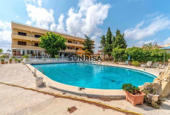 Appartement · Herverkoop - Torrevieja · Aguas Nuevas · Alicante · Spanje