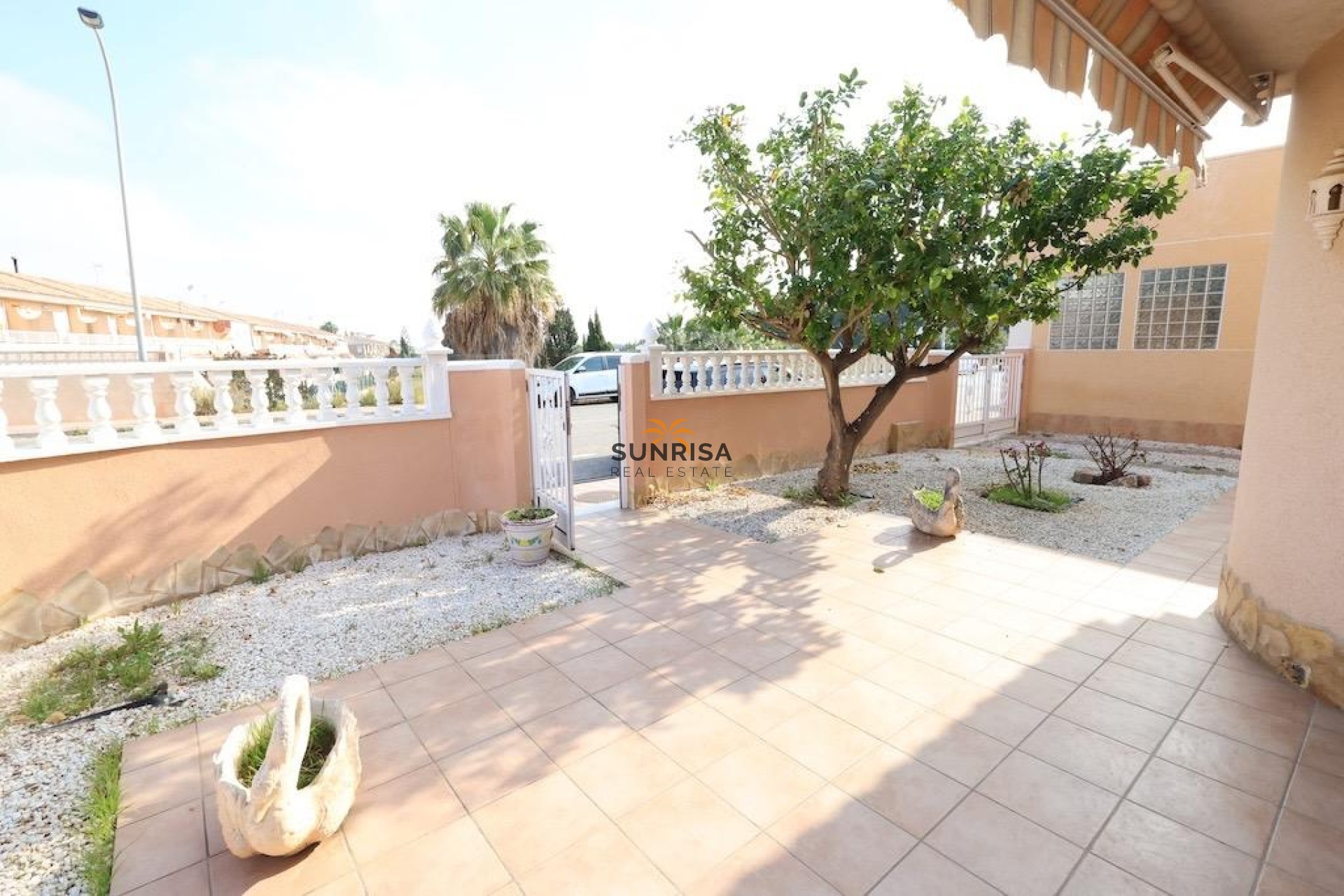 Resale - House - Torrevieja