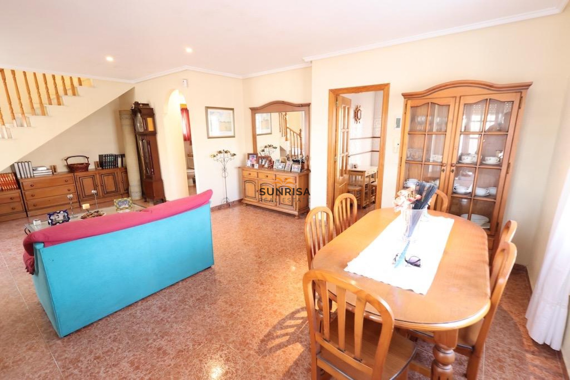 Resale - House - Torrevieja