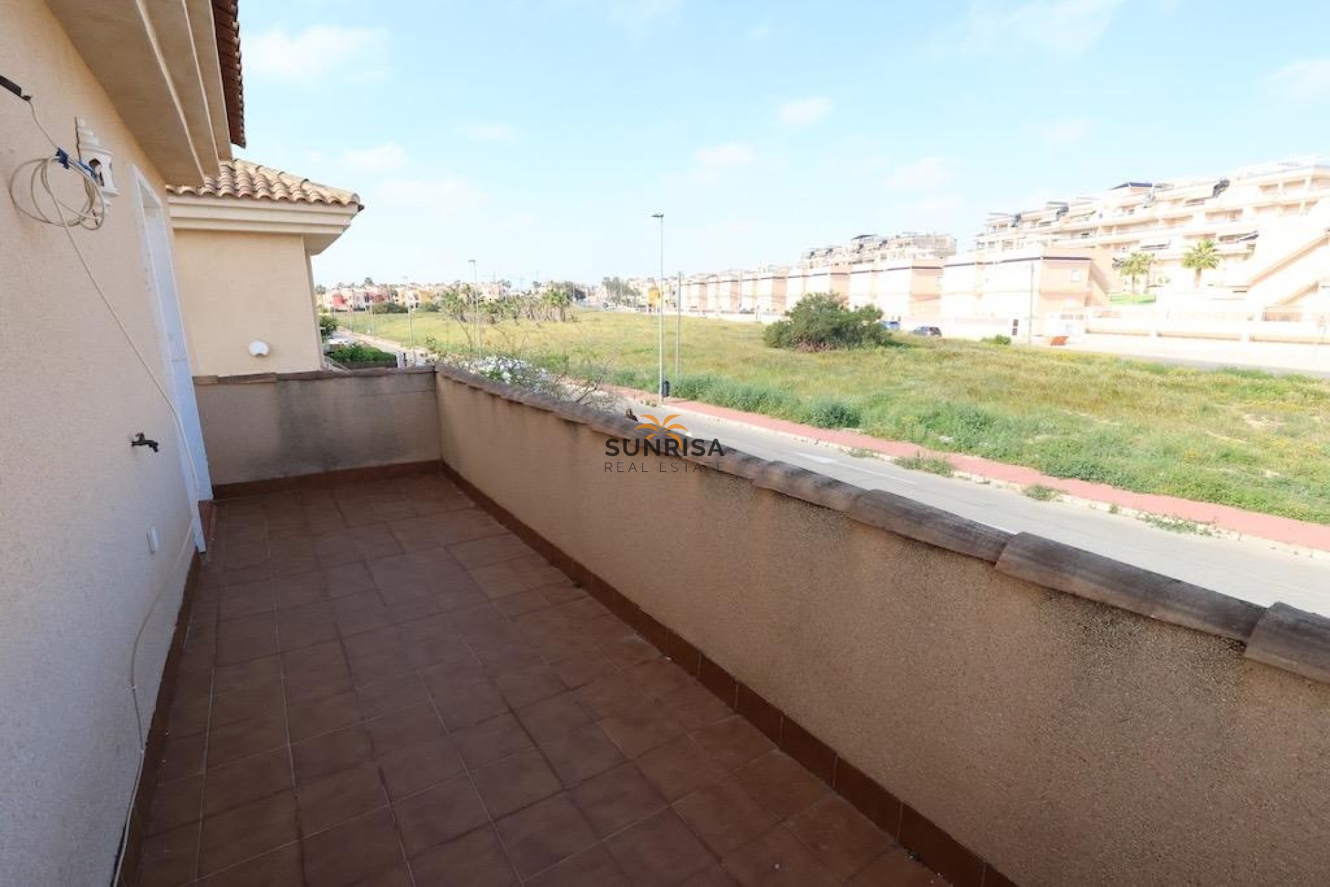 Resale - House - Torrevieja