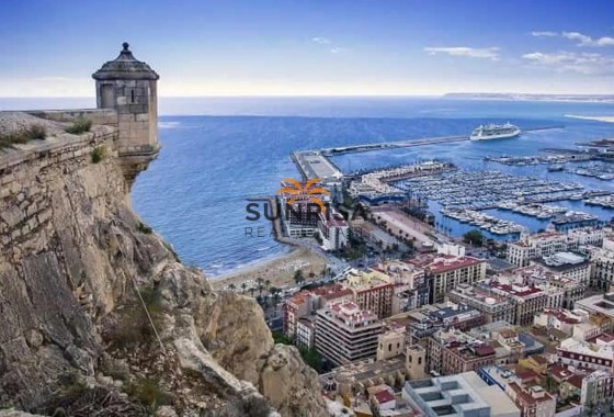 Bâtiment · Revente - Alicante · Carolinas Bajas · Espagne