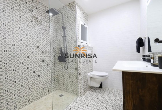 Apartamento · Reventa - Torrevieja · Centro · Alicante · España
