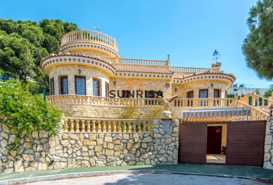 Villa · Herverkoop - Orihuela Costa · Campoamor · Alicante · Spanje