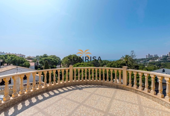 Villa · Herverkoop - Orihuela Costa · Campoamor · Alicante · Spanje