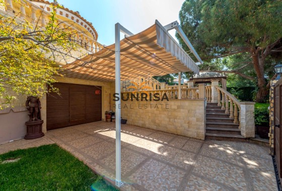Villa · Herverkoop - Orihuela Costa · Campoamor · Alicante · Spanje