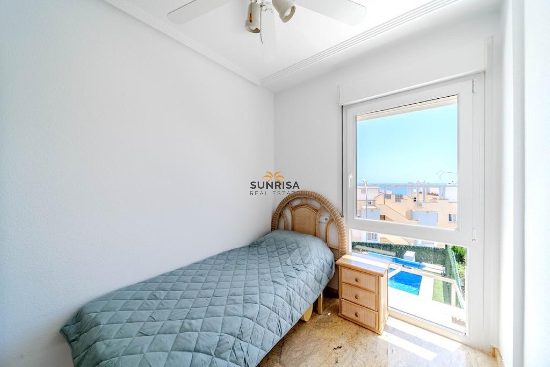 Herverkoop - Twee-onder-een-kapwoning - Orihuela Costa