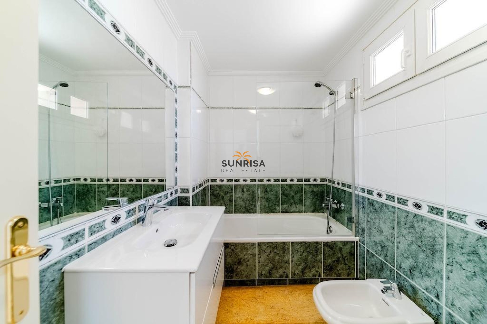 Herverkoop - Twee-onder-een-kapwoning - Orihuela Costa