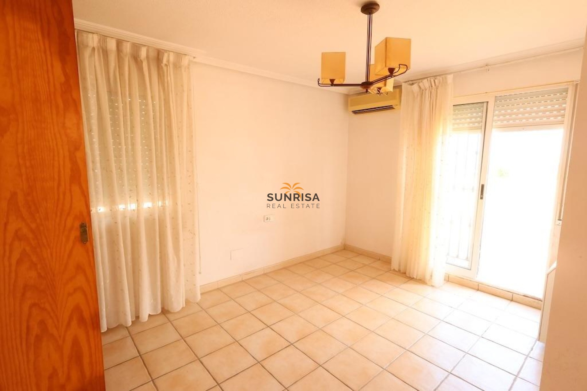Reventa - Pareado - Torrevieja