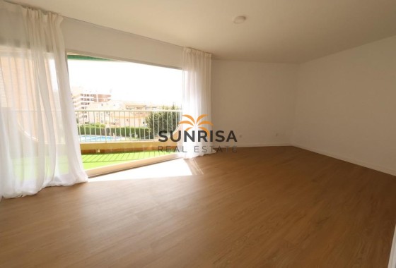 Apartment · Resale - Orihuela Costa · La Zenia · Alicante · Spain
