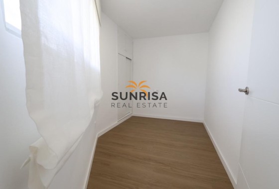 Apartment · Resale - Orihuela Costa · La Zenia · Alicante · Spain