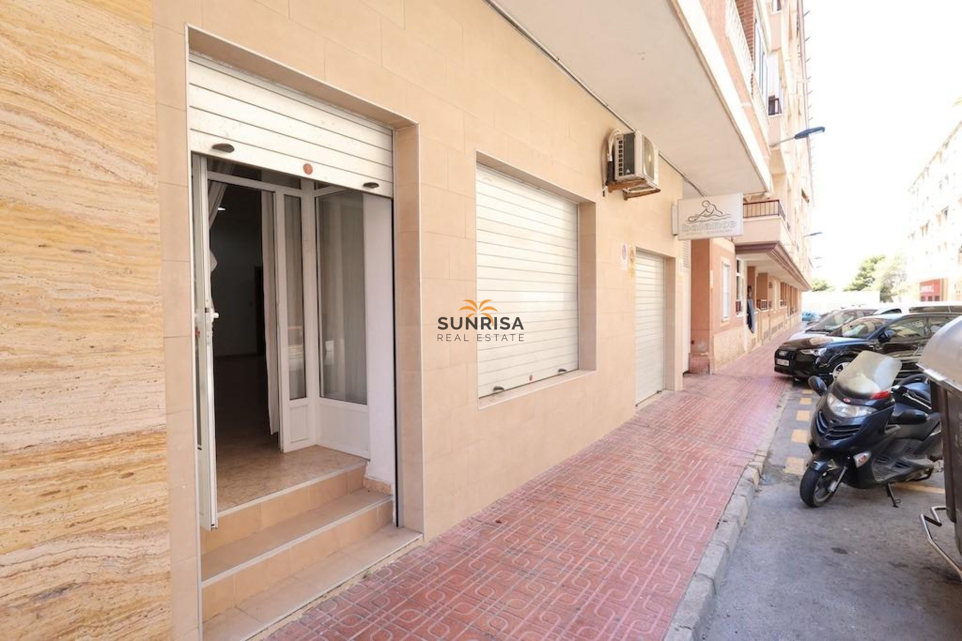 Herverkoop - Bedrijfsruimte - Torrevieja