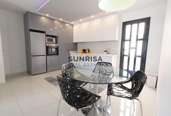 Appartement · Revente - Torre de la Horadada · Alicante · Espagne