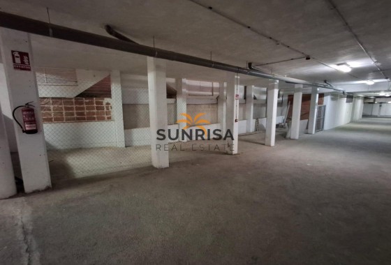 Garage · Revente - Orihuela Costa · Los Almendros-La Florida · Alicante · Espagne