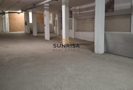 Garage · Revente - Orihuela Costa · Los Almendros-La Florida · Alicante · Espagne