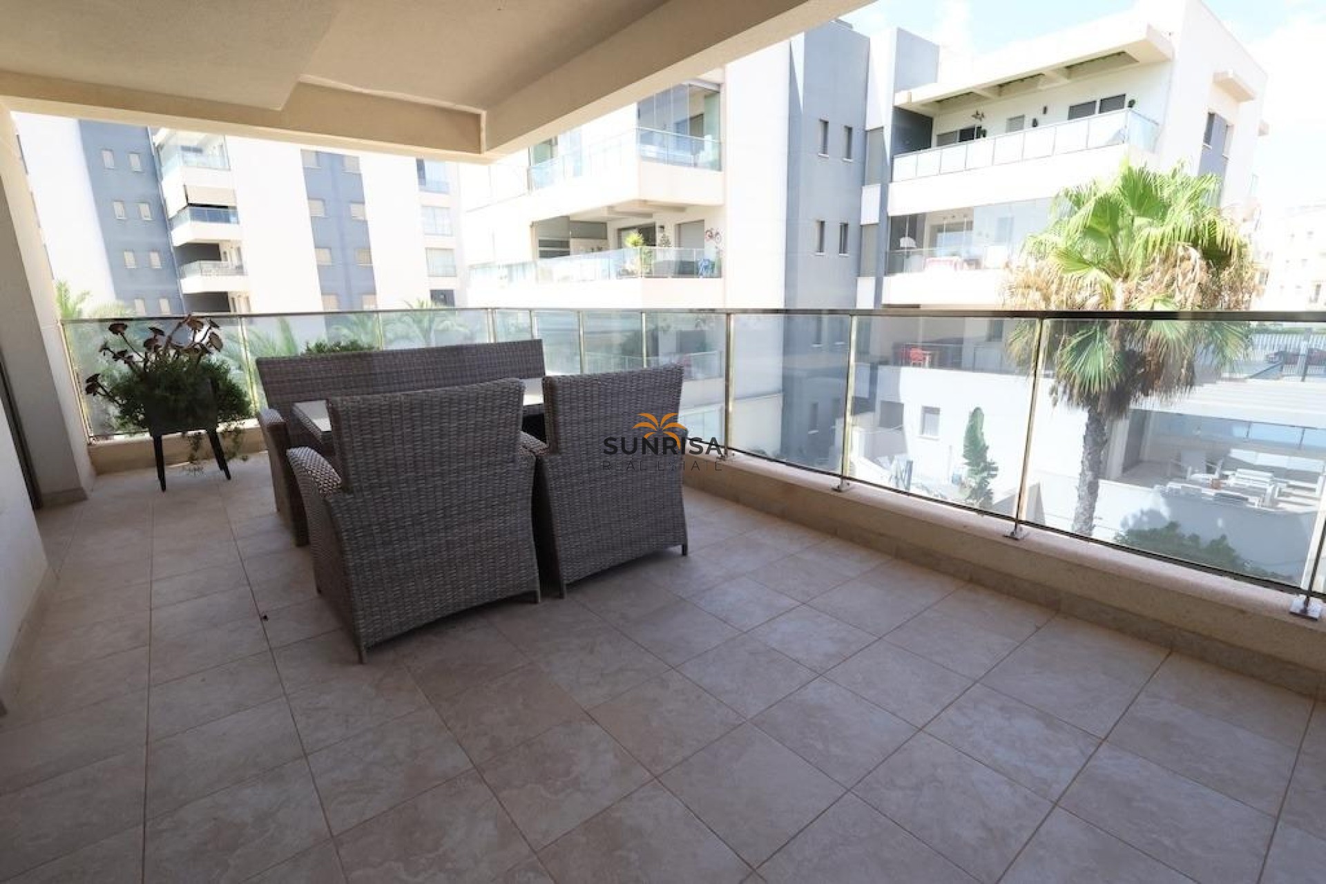 Resale - Apartment - Orihuela Costa