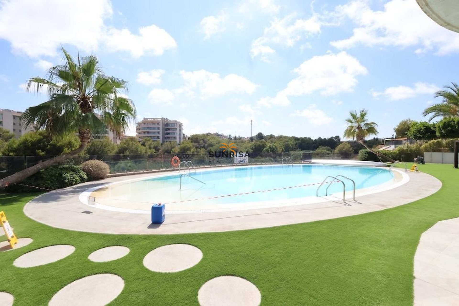Resale - Apartment - Orihuela Costa