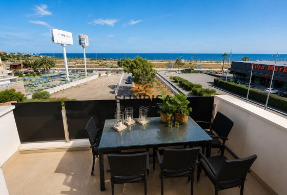 Appartement · Herverkoop - Orihuela Costa · Punta Prima · Alicante · Spanje