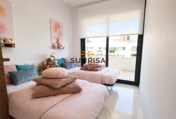 Appartement · Herverkoop - Orihuela Costa · Punta Prima · Alicante · Spanje