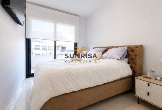 Appartement · Herverkoop - Orihuela Costa · Punta Prima · Alicante · Spanje