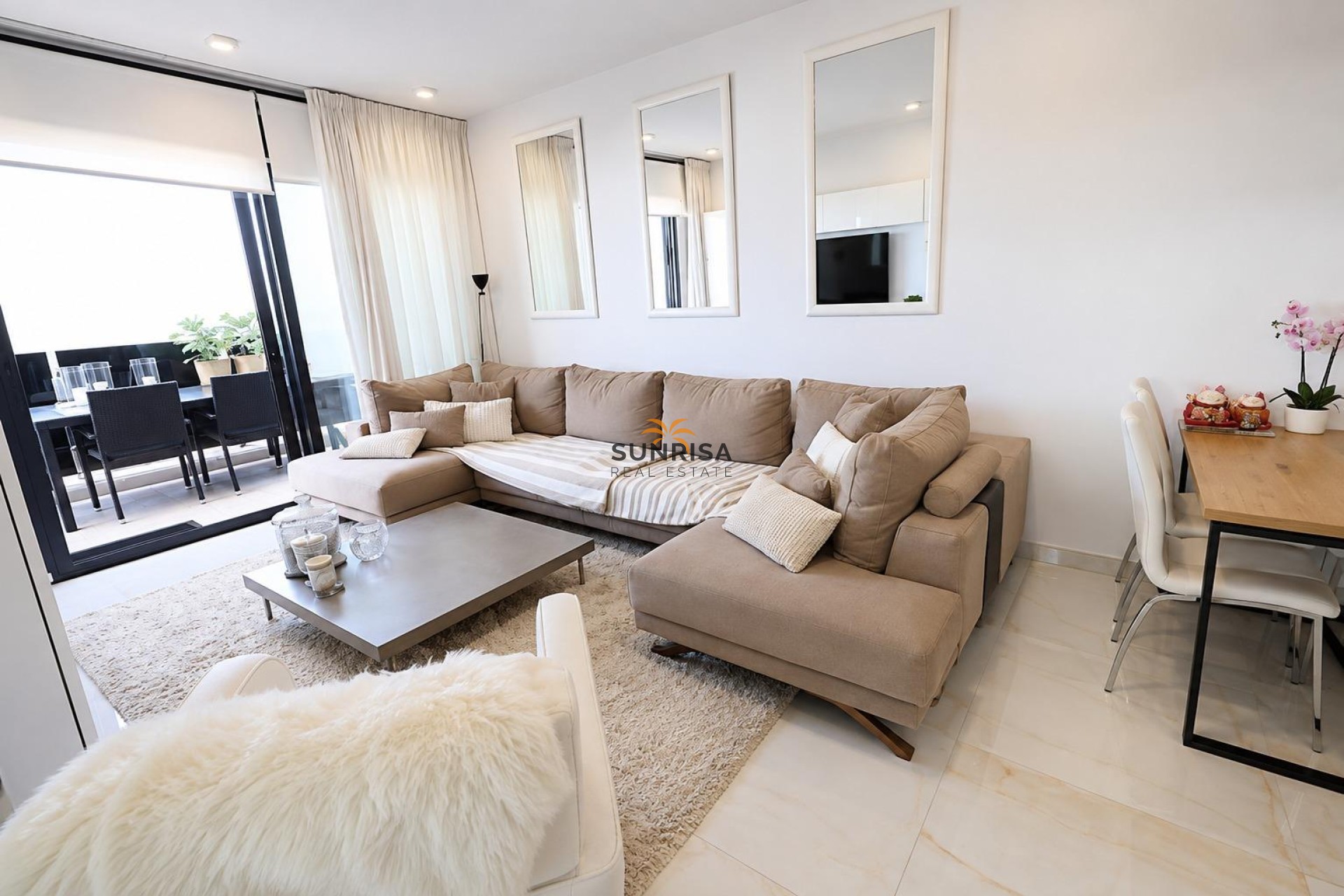 Resale - Apartment - Orihuela Costa