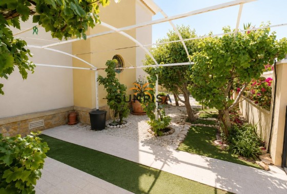 Apartment · Resale - Orihuela Costa · Lomas de Cabo Roig · Alicante · Spain
