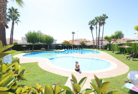 Bungalow · Herverkoop - Orihuela Costa · Alicante · Spanje