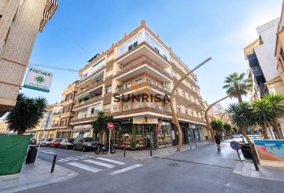 Apartamento · Reventa - Torrevieja · Alicante · España