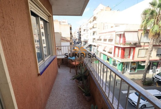 Apartamento · Reventa - Torrevieja · Alicante · España